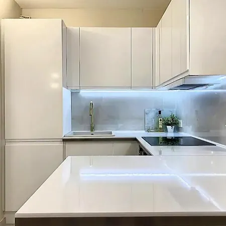 Modern Flat Center شقة كان